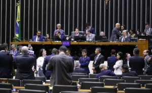 Como fica a lei do licenciamento ambiental após Congresso derrubar parte dos vetos de Lula