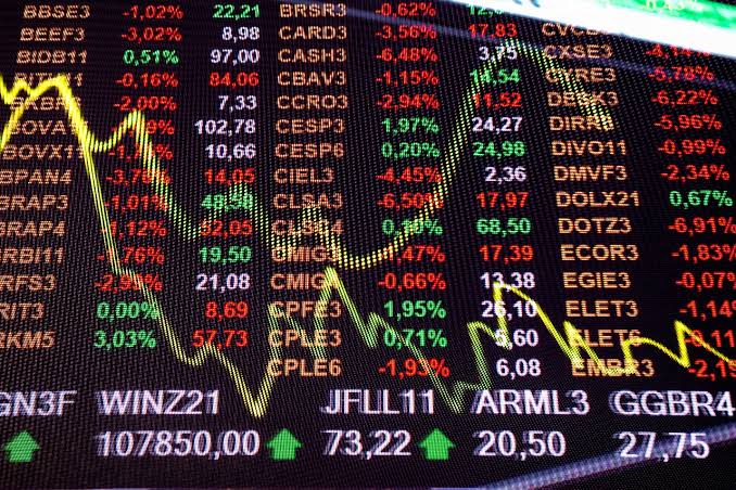 Mercados globais recuam após tombo da bolsa sul-coreana e aumentam dúvidas sobre o setor de inteligência artificial