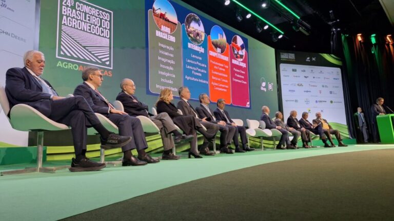 Congresso Brasileiro do Agronegócio debate integração entre campo e indústria