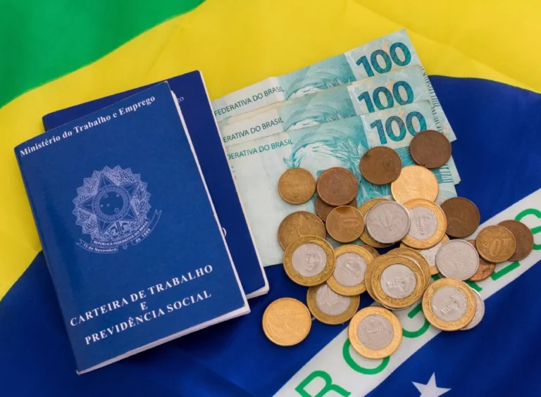 Governo projeta salário mínimo de R$ 1.741 em 2027; ganho real amplia renda e pressiona Orçamento